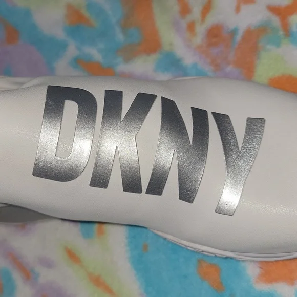 DKNY Women's Size 8.5 Kari-slip on white & silver sneakers - Picture 3 of 12